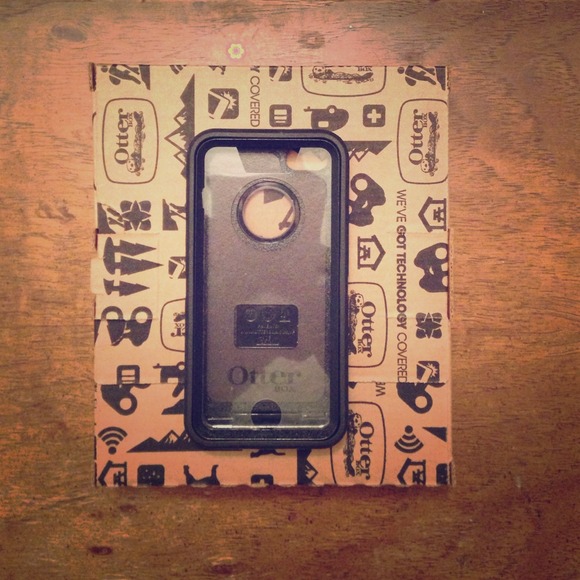 Otterbox Defender for iPhone 5-- SOLD