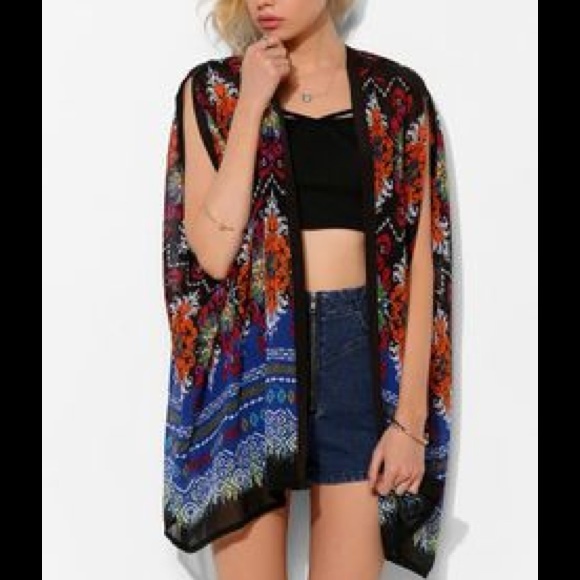 Staring at Stars Jackets & Blazers - 🔺SALE🔺Staring At Stars Gorgeous Printed Kimono