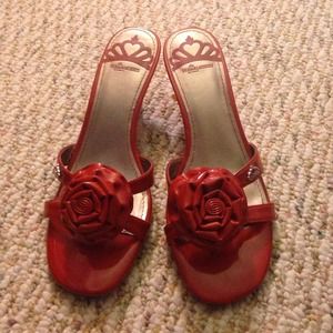 Fergie red rose heels