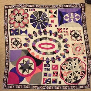 NWOT Authentic Emilio Pucci Silk Scarf