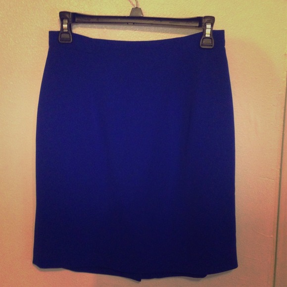 ⭐2 FOR $15⭐Vintage Blue Skirt