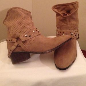 Twiggy London rider boots