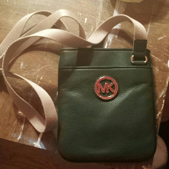 Michael Kors Bags Green Michael Kors Purse Squarerectangle Handbag