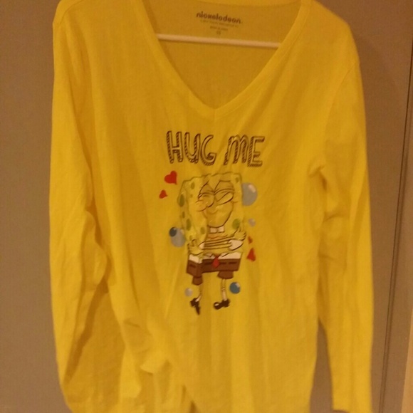 Pajama shirt " runs small"