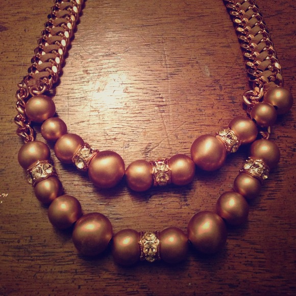 Givenchy Rose/Pink Pearl Necklace