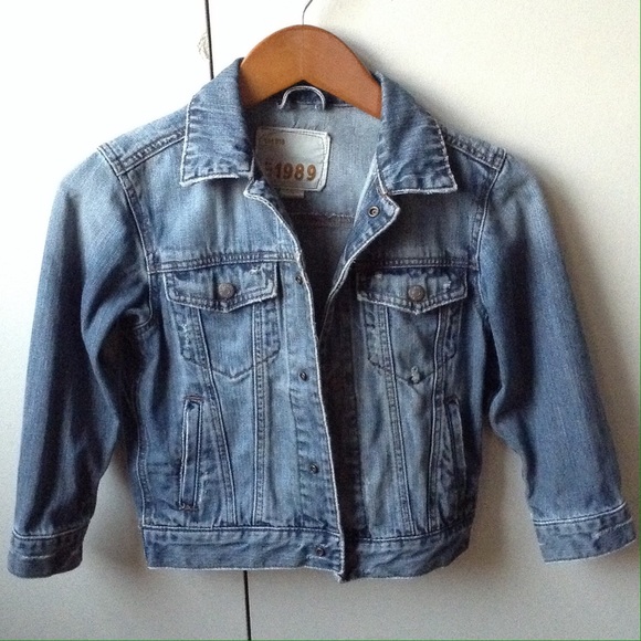 Lot 018 Jackets & Blazers - Lot 018 Crop Style Denim Jacket