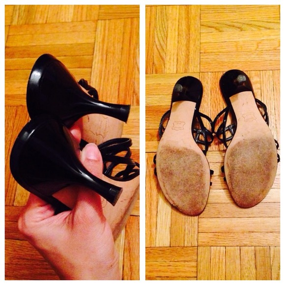Stuart Weitzman shoes! Not on sale for $5 - Picture 4 of 4