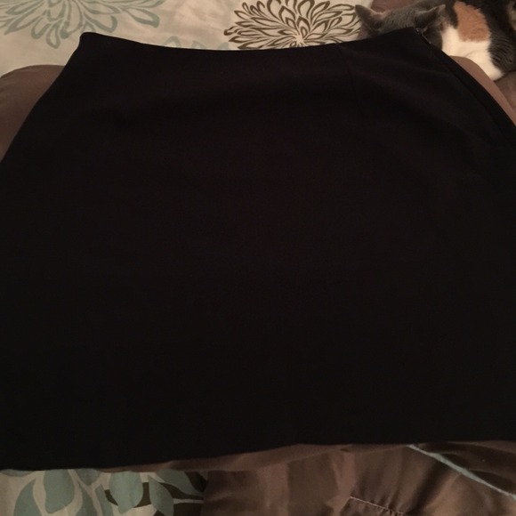 Black short skirt size 8 The Limited
