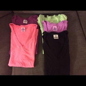 5 PINK by Victoria's Secret V-neck T-shirts.