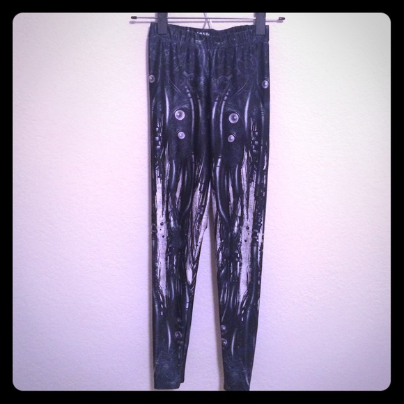 Blackmilk Mechanical Bones Leggings