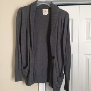 Grey cardigan