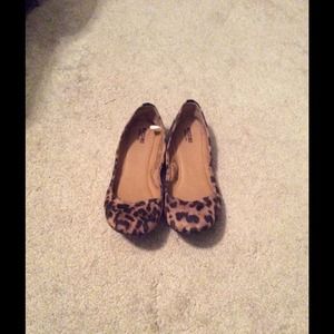 Leopard print ballet flats