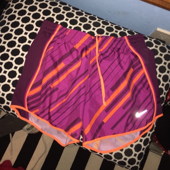 💙SOLD💙Nike "Dri-Fit" shorts - Picture 1 of 3