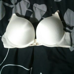 Victoria secret bombshell bra