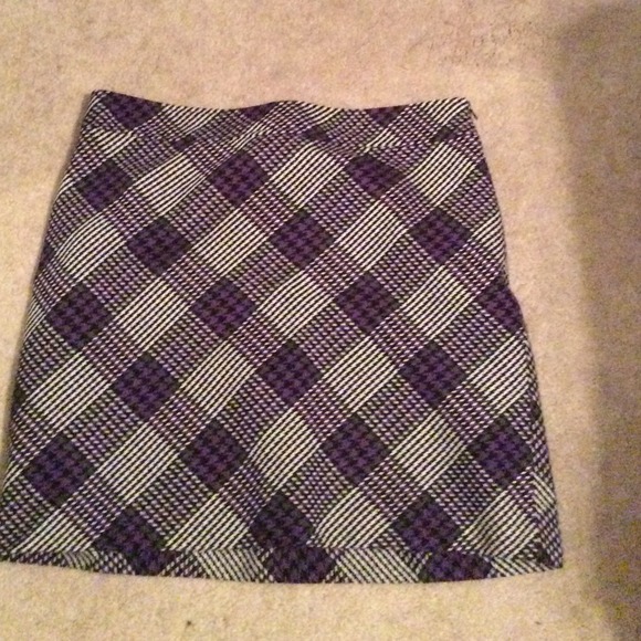 Purple and black tweed skirt