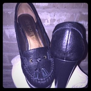 Black Tassel Oxford 4in Heel Leather