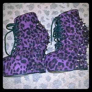 Betty Page wedge bootie!!