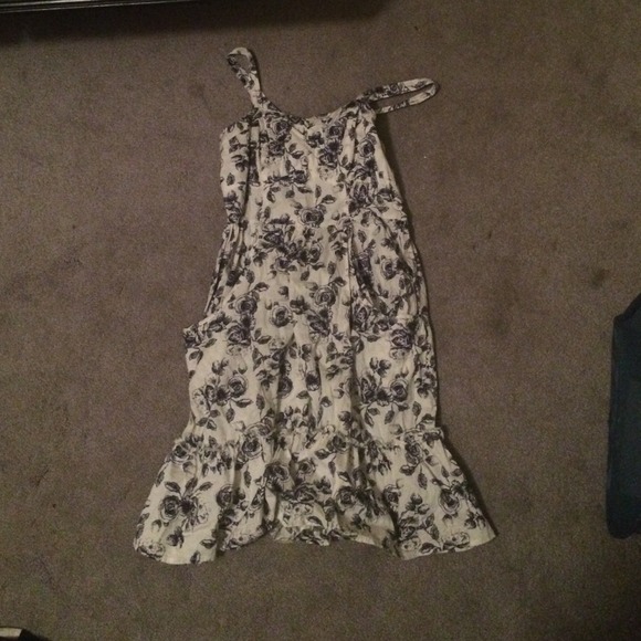 white blue floral dress