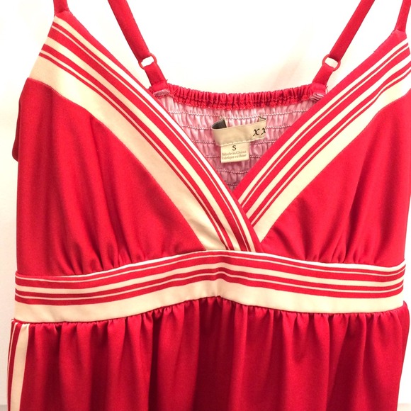 🚫SOLD🚫 Forever 21 dress - Picture 4 of 4