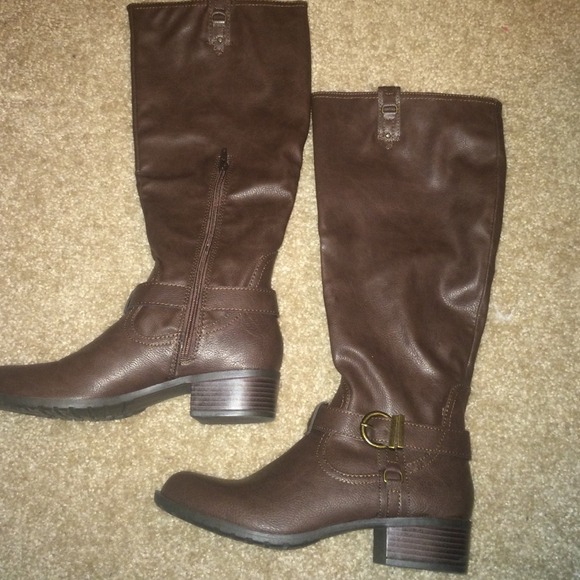 Brown thigh-high boots from Rampage 7 & 1/2