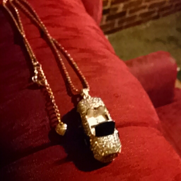 Betsey Johnson blinged out car necklace. - Picture 3 of 4