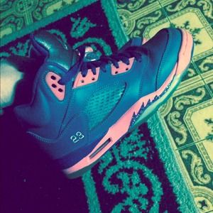 New retro jordans blue pink and purple