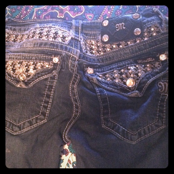 MISS ME JEANS boot cut size 27!!