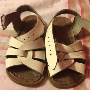 Toddler girls saltwater sandals