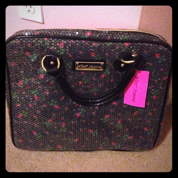 NEW Betsey Johnson laptop case