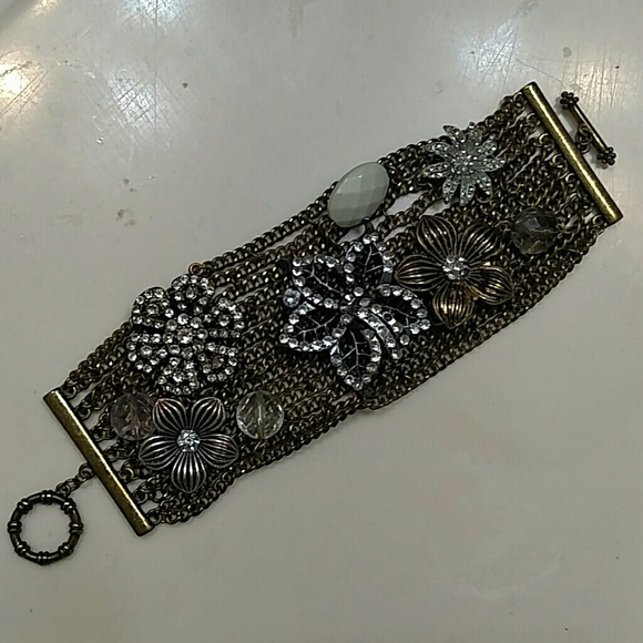 Statement Bracelet - Picture 4 of 4