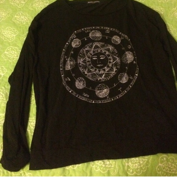 Brandy Melville Sweater