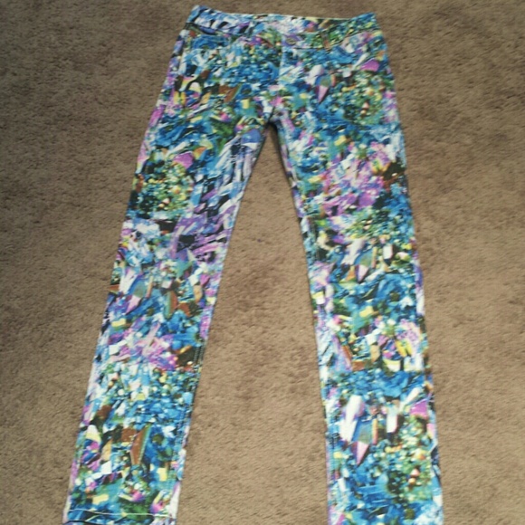 Girls graffiti pant