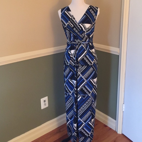 Maxi style dress