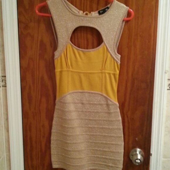 Gold bandage dress - Picture 1 of 2