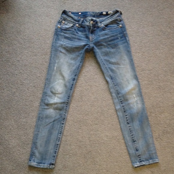 Miss Me Distressed jeans