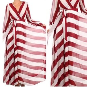 🔴 SOLD!! B & W Flowy, faux wrap dress