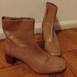 Nine West ankle boot