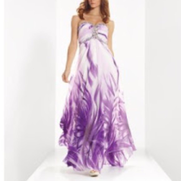 PROM DRESS SIZE 14! (sold on OfferUp)