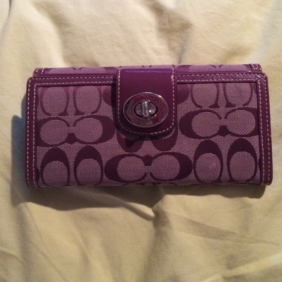 Coach wallet