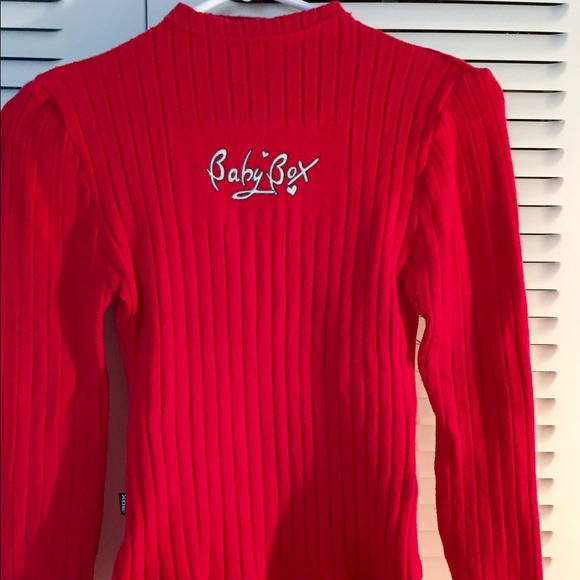 🎀 cozy red swerer💋