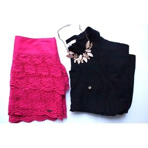 Hollister hot pink tiered lace miniskirt