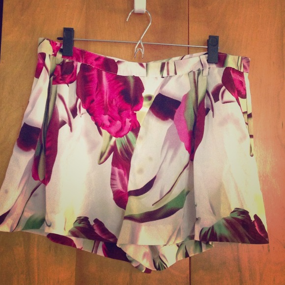H&M shorts