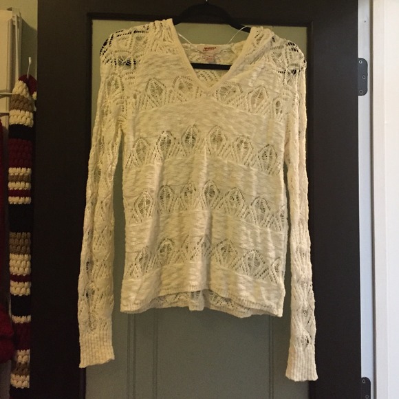 Ivory sweater with hood