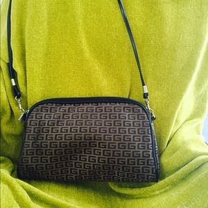 🎀FENDI LIKE!! For every occasion mini handbag.