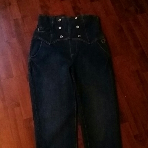 High waist jeans