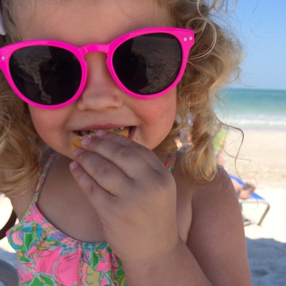 Welcome to my closet! - Picture 2 of 4