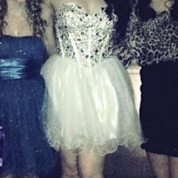 Homecoming/Prom dress - Picture 3 of 3