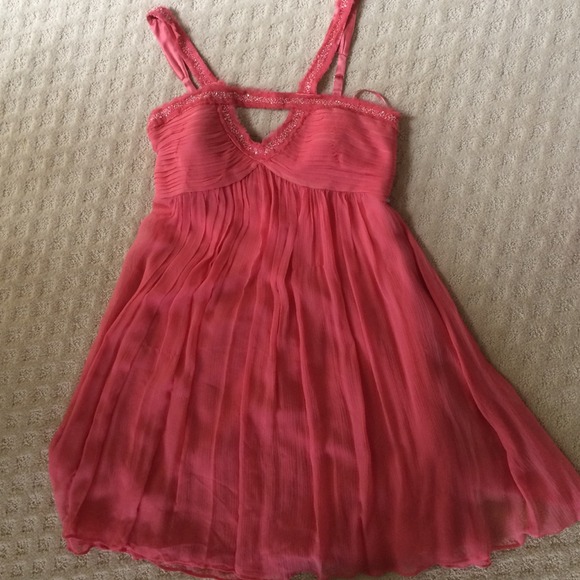 More pix for the 100% Silk BCBGMAXAZRIA dress