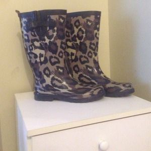 Cheetah print rainboots