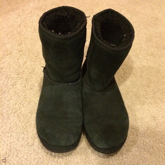 Uggs worn but still have lots of wear left